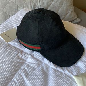 Gucci canvas baseball cap